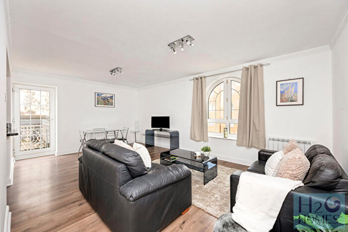 2 Bedroom Apartment For Sale In Starboard Court, Brighton Marina Village, Brighton, BN2