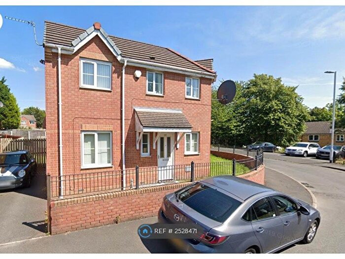 3 Bedroom Terraced House To Rent In Stonefield Drive, Manchester, M8
