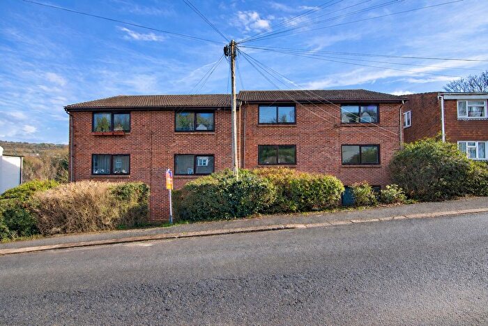 1 Bedroom Flat For Sale In St. Georges Court, Hillside Road, Dover, Kent, CT17