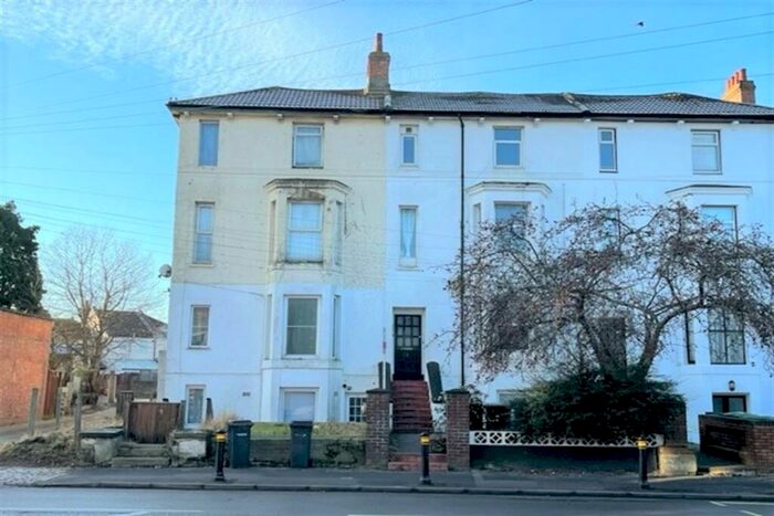 1 Bedroom Flat To Rent In Brockhurst Road, Gosport, PO12
