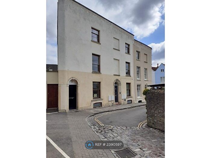 1 Bedroom Flat To Rent In Wellington Park, Bristol, BS8