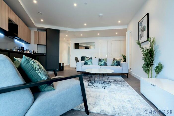 2 Bedroom Flat To Rent In Western Gateway, London, E16