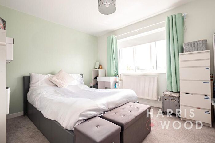 2 Bedroom Apartment For Sale In Walnut Tree Way, Colchester, Essex, CO2
