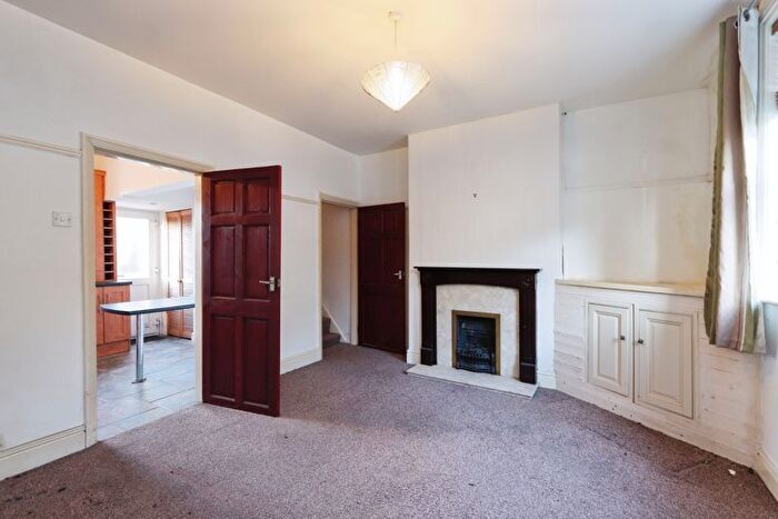 2 Bedroom Terraced House For Sale In Athol Road, Sheffield, S8