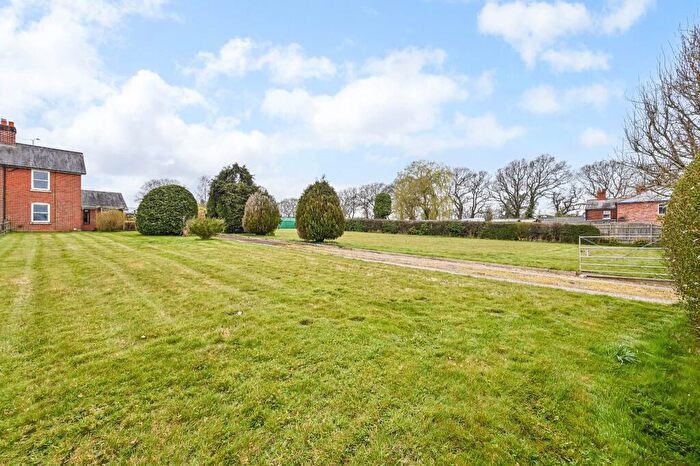 3 Bedroom Semi-Detached House For Sale In Lower Upham, SO32