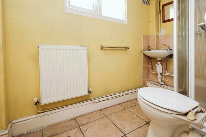 2 Bedroom End Of Terrace House For Sale In Longmeadow Crescent, Birmingham, West Midlands, B34