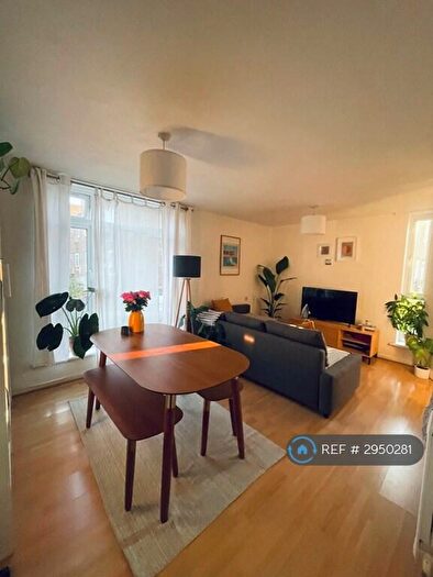 1 Bedroom Flat To Rent In Mullet Gardens, London, E2