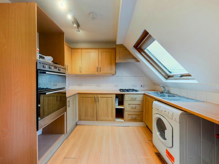 3 Bedroom Maisonette To Rent In Main Road, Naphill, High Wycombe HP14