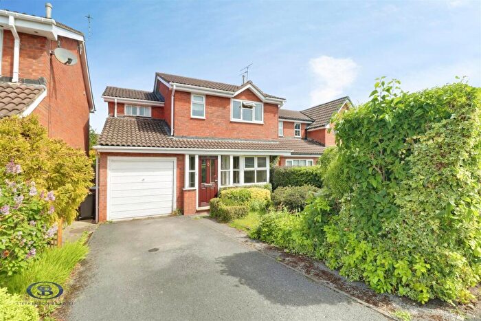 3 Bedroom Detached House For Sale In Hellyar-Brook Road, Alsager, ST7