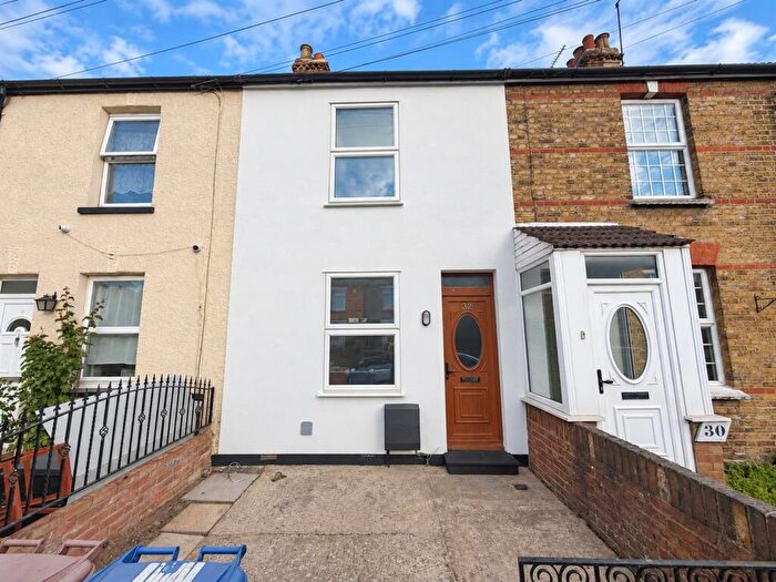 2 Bedroom Terraced House To Rent In Richmond Road, Grays, RM17