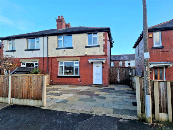 Houses for sale & to rent in BL4 9EE, Albert Road, Farnworth Bolton