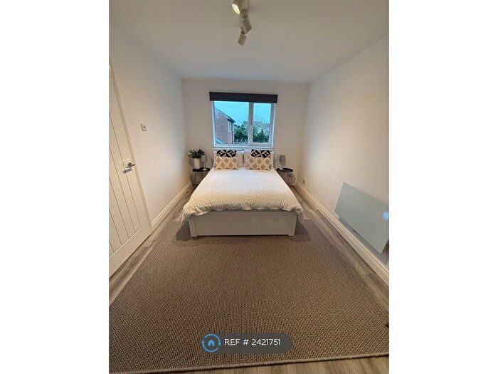 1 Bedroom Semi-Detached House To Rent In Alburgh Close, Bedford, MK42