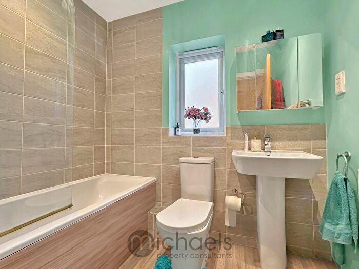 2 Bedroom Semi-Detached House For Sale In Lilianna Road, Colchester, CO4