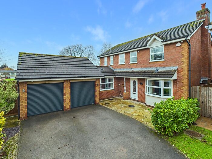 4 Bedroom Detached House For Sale In Nicholls Close, Bridgwater, TA6
