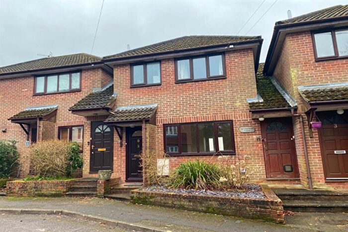 1 Bedroom Flat To Rent In Copse Road, Haslemere, GU27