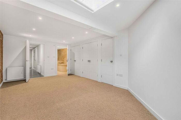 2 Bedroom End Of Terrace House To Rent In Elm Grove, Wimbledon, SW19