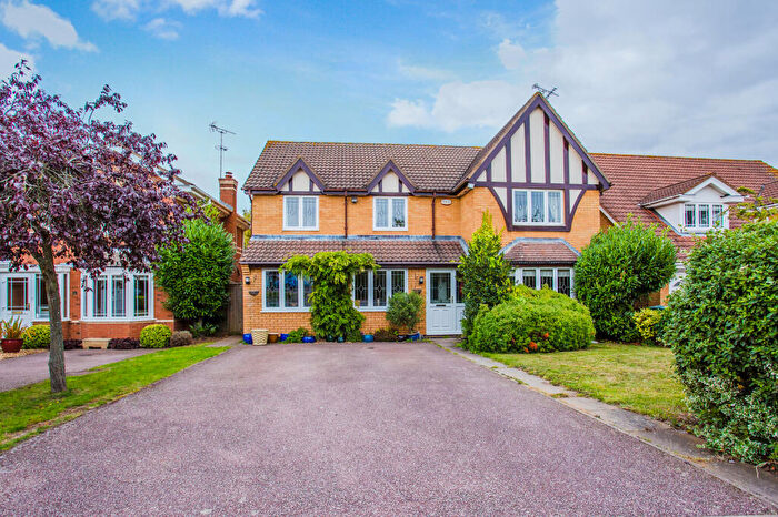 5 Bedroom Detached House To Rent In Moorhen Way, Buckingham, MK18