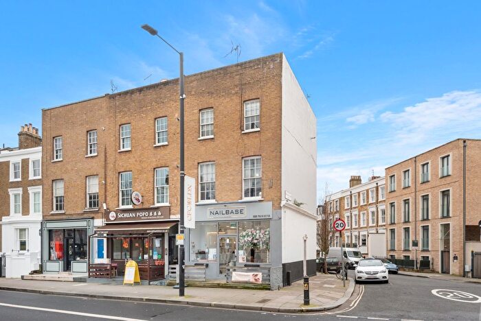 1 Bedroom Flat To Rent In Fulham Road, Sands End, SW6