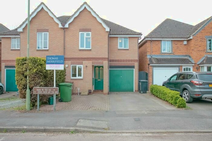 3 Bedroom Semi-Detached House To Rent In Orwell Drive, Didcot, OX11