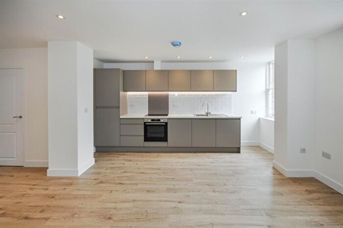 2 Bedroom Apartment To Rent In Waterside House, Queensway, Leamington Spa, CV31