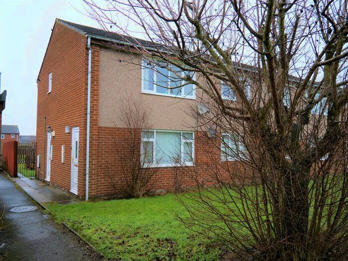 2 Bedroom Flat To Rent In Mayes Walk, Yarm TS15