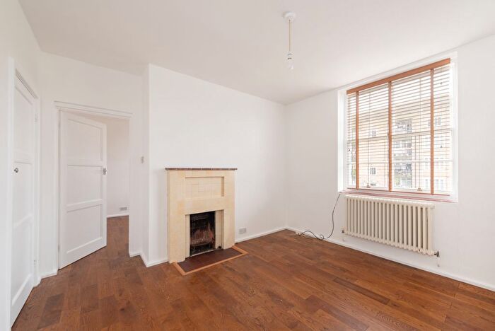 1 Bedroom Flat To Rent In Upper Park Road, London, NW3