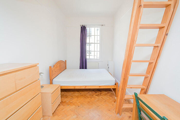 2 Bedroom Apartment To Rent In Westgate Street, Bath, BA1