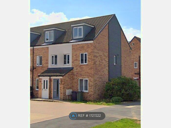 3 Bedroom End Of Terrace House To Rent In Reeve Way, Wymondham, NR18