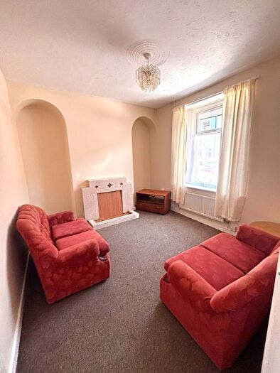 2 Bedroom Terraced House To Rent In Western Street, Swansea, SA1