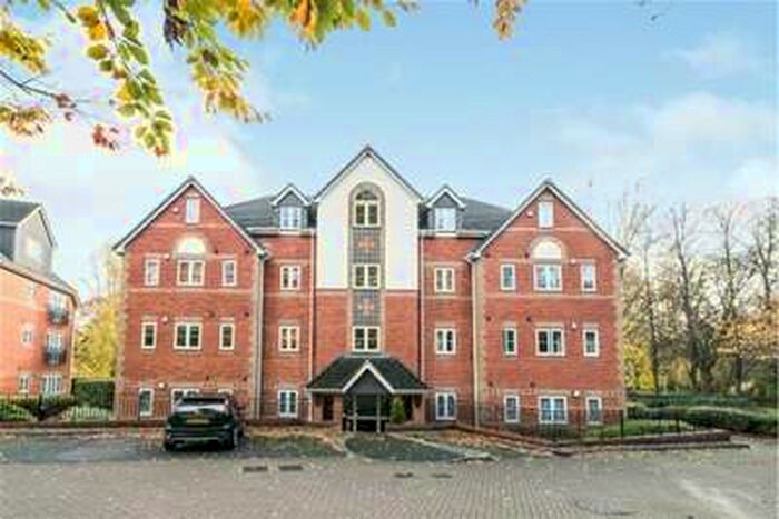 2 Bedroom Flat To Rent In Basingstoke, RG21