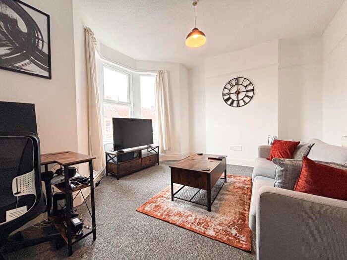 1 Bedroom Apartment To Rent In Strathmore Road, Horfield, Bristol, BS7
