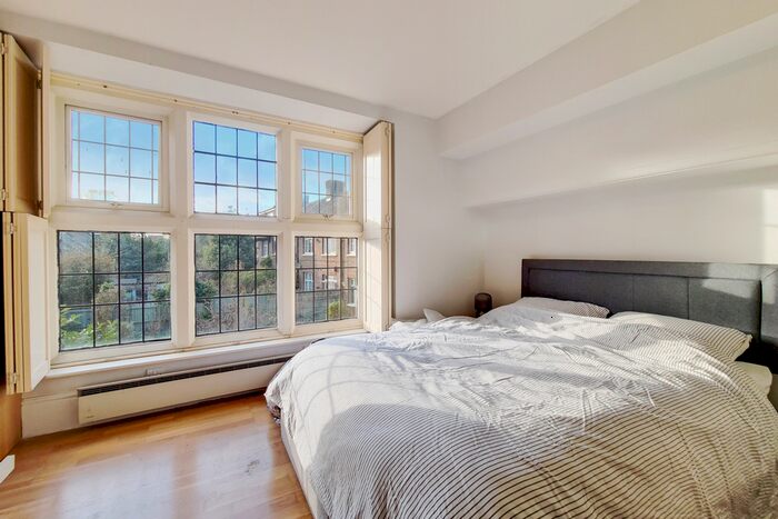 3 Bedroom Flat To Rent In Hale Street, London, E14