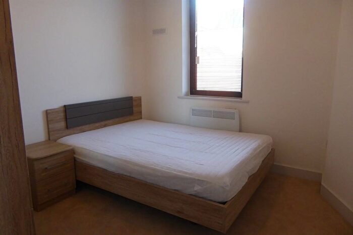 1 Bedroom Flat To Rent In East Street, Reading, RG1