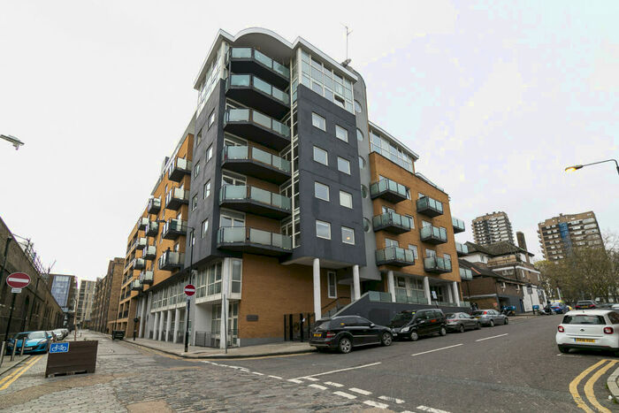 1 Bedroom Flat To Rent In Artichoke Hill, London, E1W