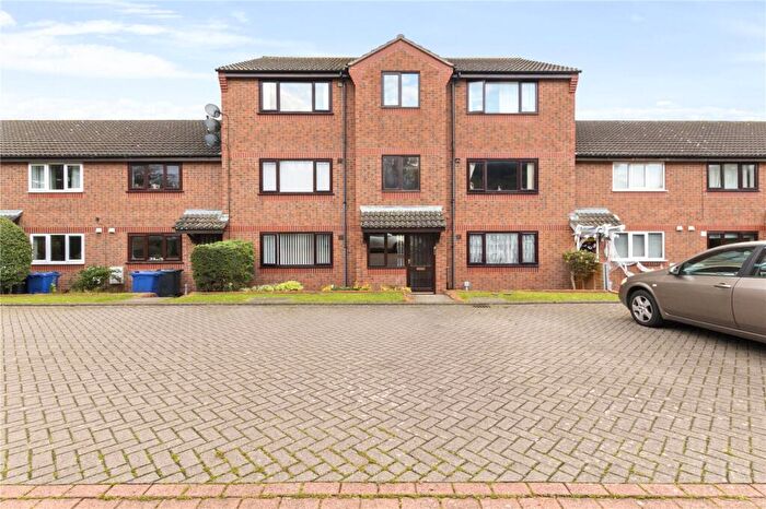 1 Bedroom Apartment To Rent In Baroness Court, Grimsby, DN34
