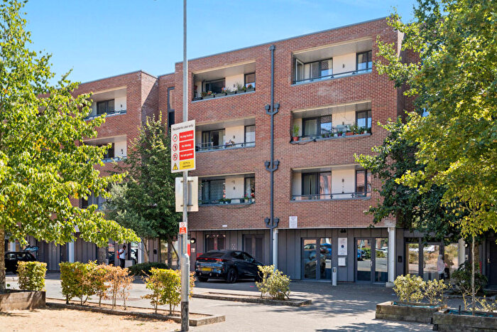 Studio To Rent In Ladysmith Road, Wealdstone, Harrow, HA3