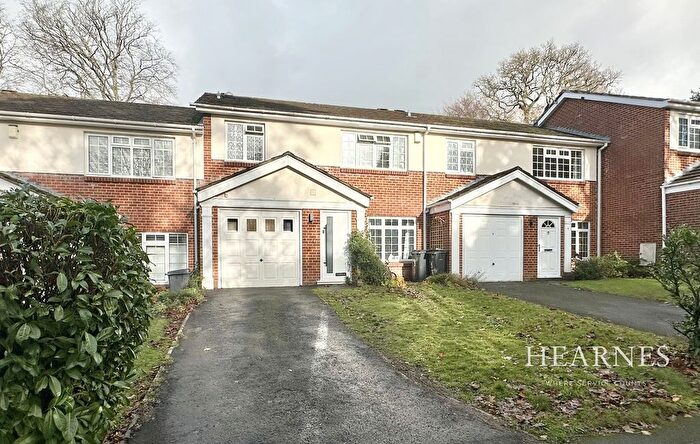 4 Bedroom Terraced House For Sale In St Ives Gardens, Meyrick Park, Bournemouth, BH2