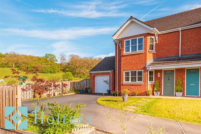 3 Bedroom Semi-Detached House For Sale In Tremont Park, Llandrindod Wells, LD1