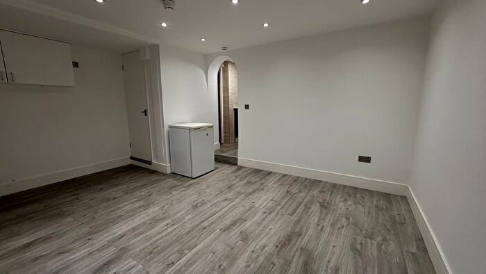 Studio To Rent In Terminus Road, Brighton, BN1