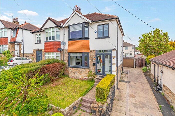 3 Bedroom Semi-Detached House For Sale In Hinchliffe Avenue, Baildon, West Yorkshire, BD17