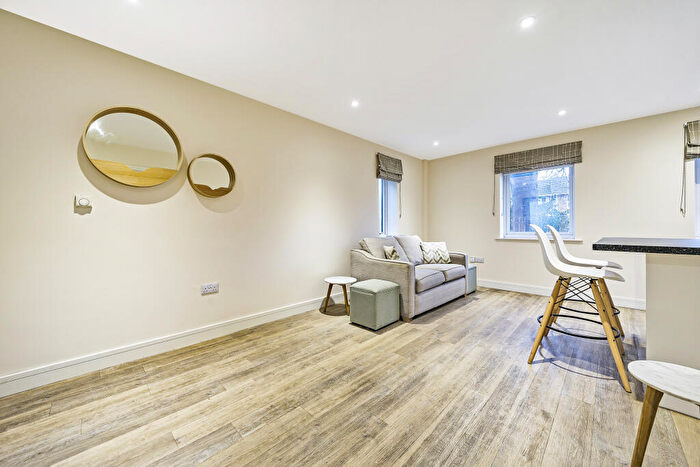 1 Bedroom Flat To Rent In Stert Street, Abingdon, OX14