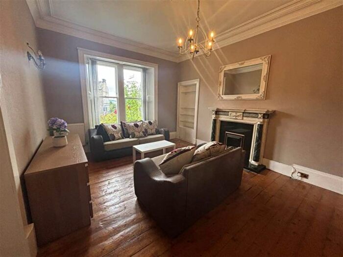 2 Bedroom Flat To Rent In Hawkhill, Dundee, DD2