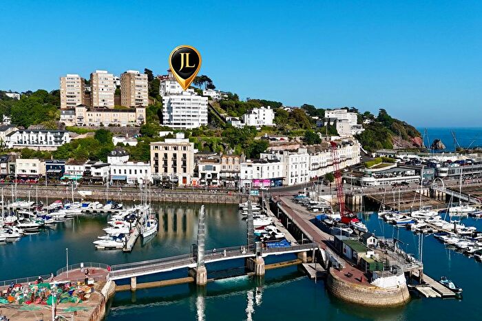 2 Bedroom Flat For Sale In Park Hill Road, Torquay, TQ1