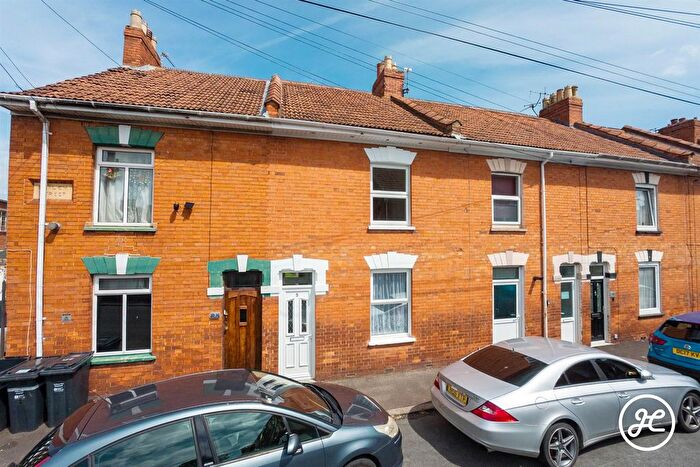 2 Bedroom Terraced House For Sale In Bailey Street, Bridgwater, TA6