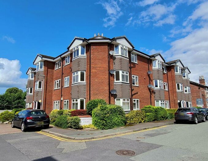2 Bedroom Flat To Rent In Carpenters Court, South Street, Alderley Edge, SK9
