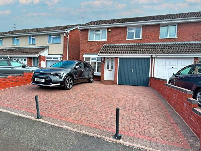3 Bedroom Semi-Detached House For Sale In Wooding Crescent, Tipton, DY4