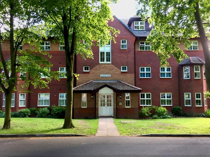 2 Bedroom Flat To Rent In The Spinnakers, Aigburth, Liverpool, L19