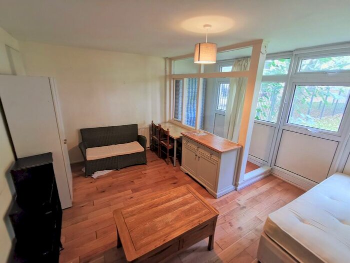 3 Bedroom Flat To Rent In Hadstock House, NW1