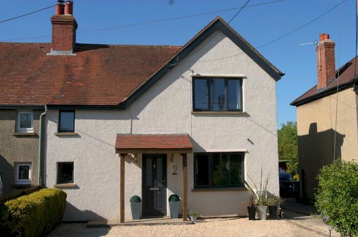 3 Bedroom Semi-Detached House For Sale In Thame Road, Great Milton, Oxfordshire, OX44