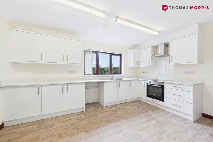 4 Bedroom Detached House To Rent In Honey Hill, Fenstanton, Huntingdon, Cambridgeshire, PE28